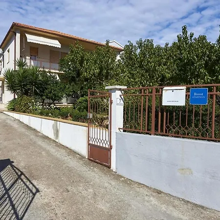 Apartament 13102a