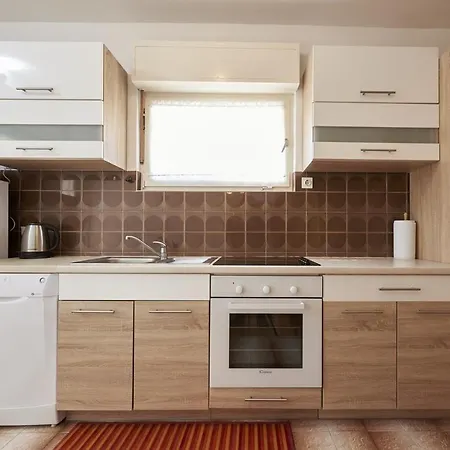 Apartment 13102a *
